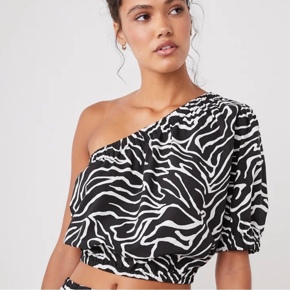 Rails Evy contour lines crop top
